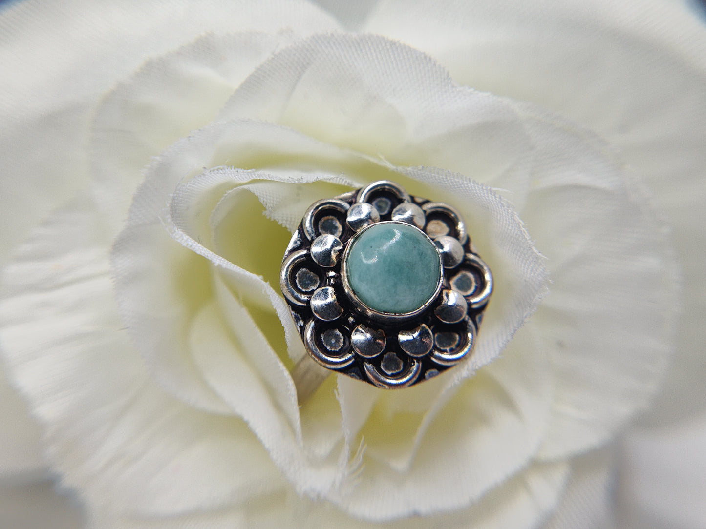 Aquamarine Circular Cut in Sterling Silver Setting Ring