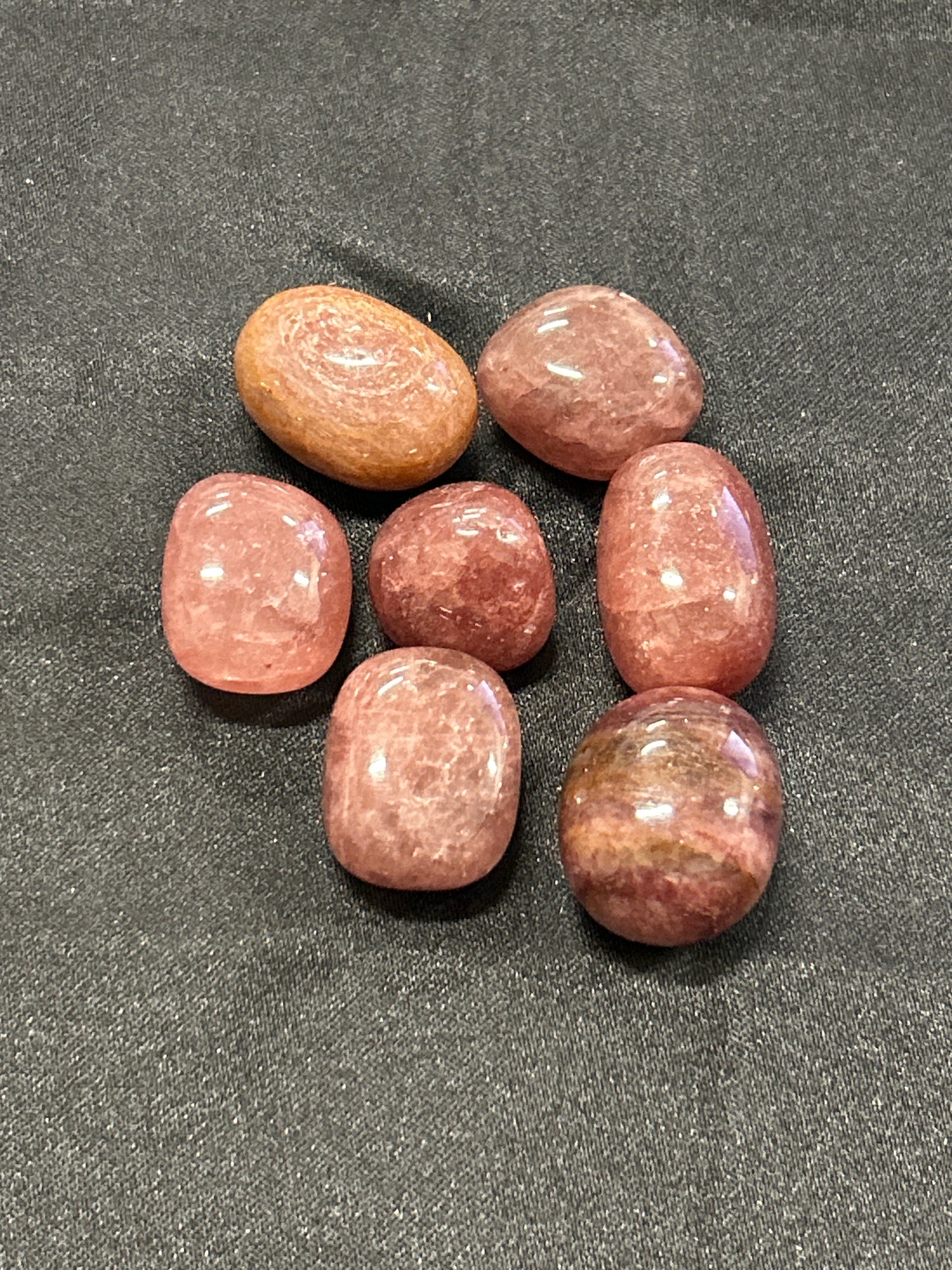 Strawberry Quartz Tumble
