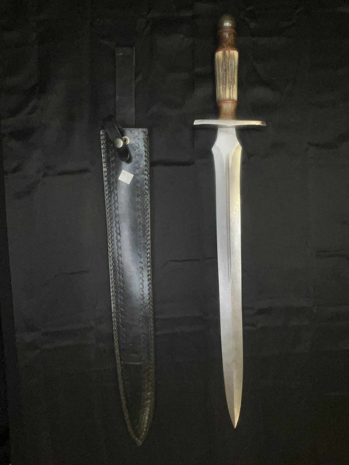 Full Tang Damascus Steel One-Handed 25in Sword