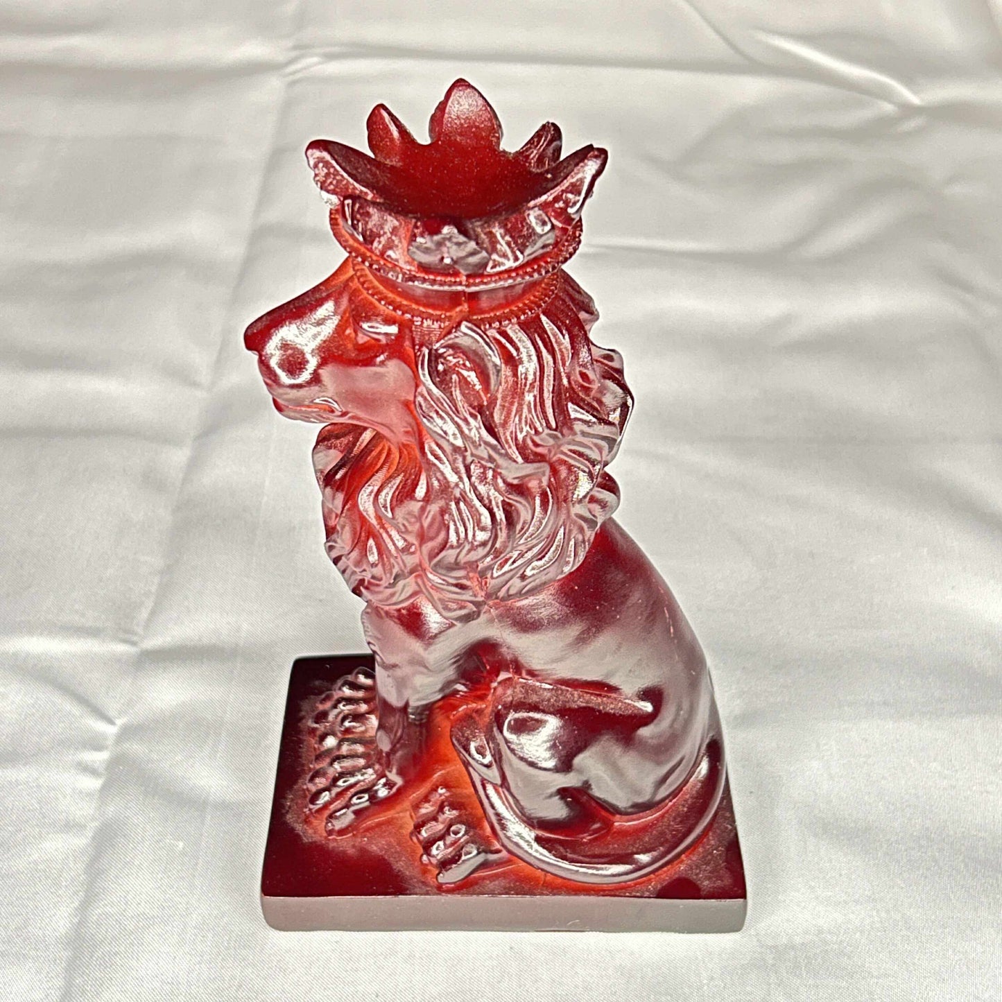 Red Crowned Lion Statue
