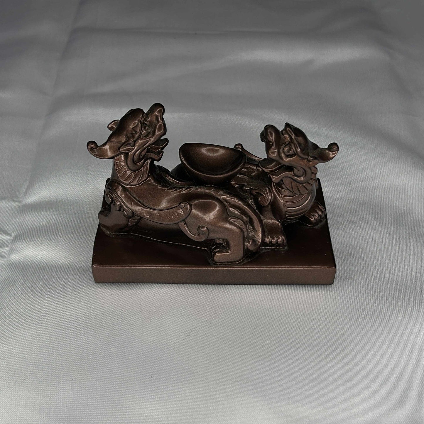 Double Pixiu Bronze Stand