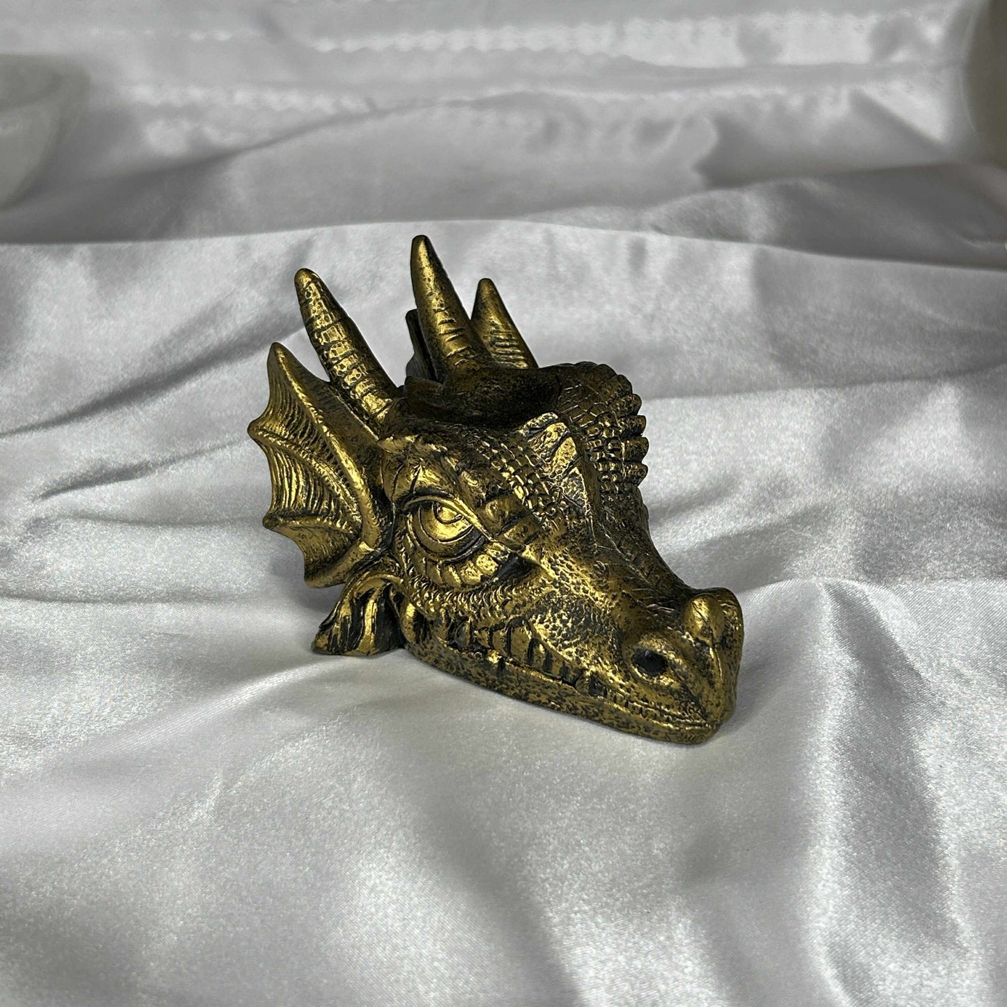 Golden Dragon Head Sphere Holder