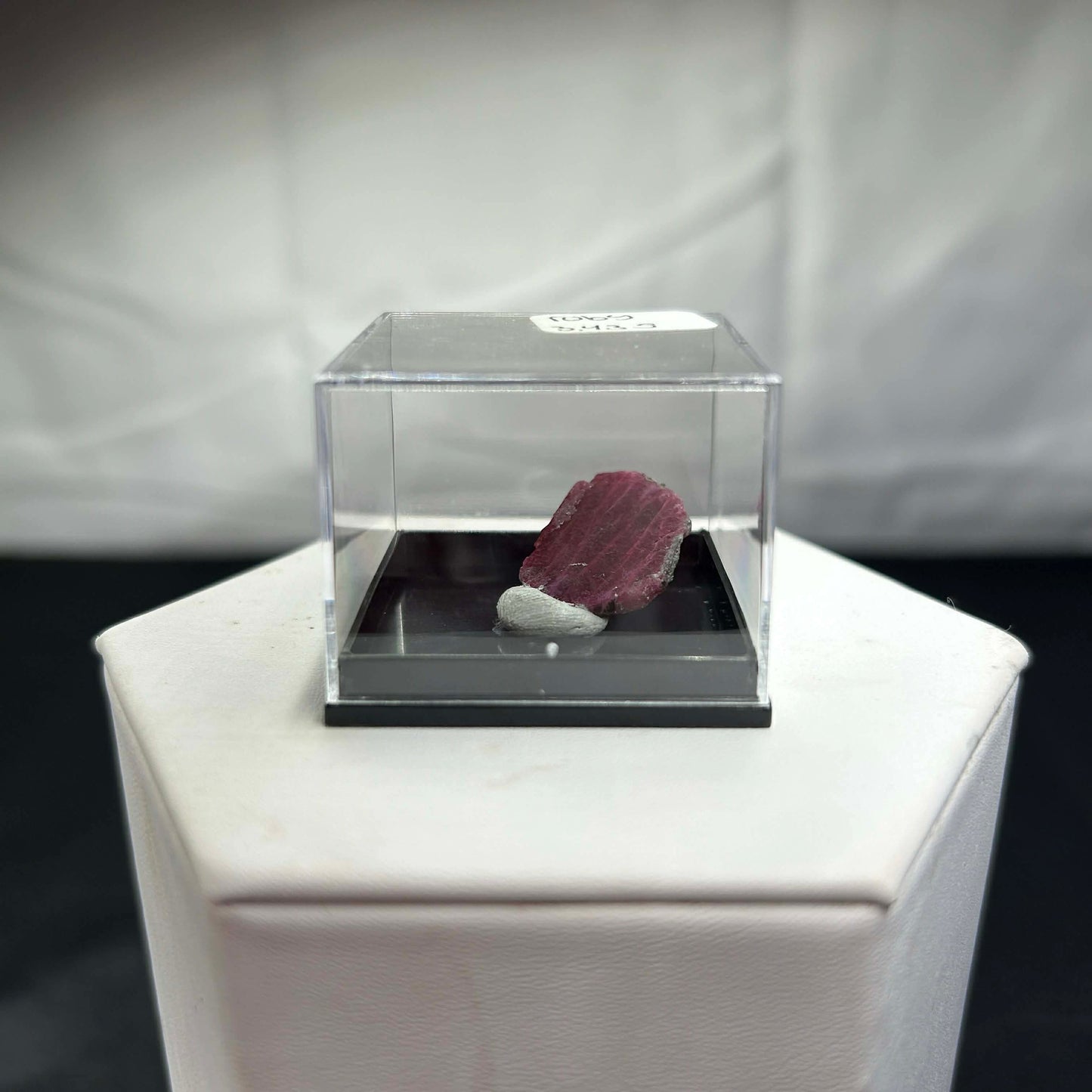 Raw Ruby Peaky Specimen