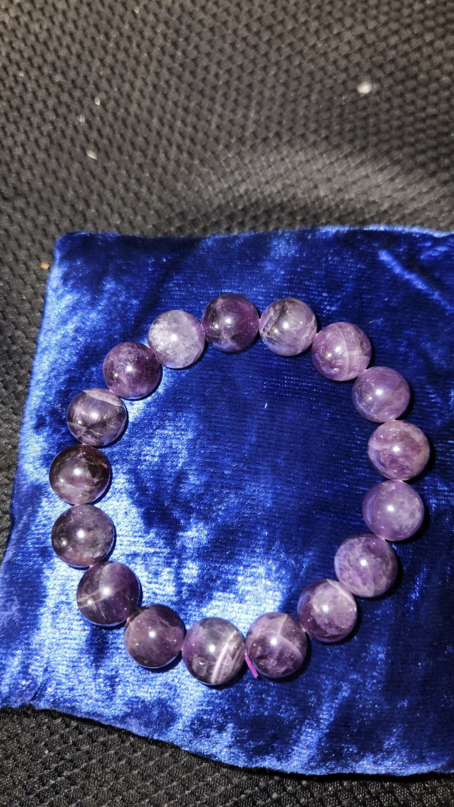 Chevron Amethyst bracelet (XL bead)