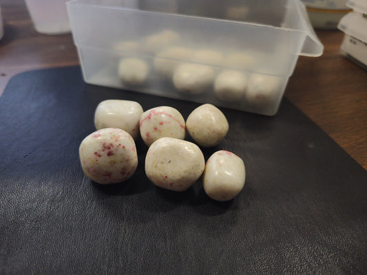Cinnabrite