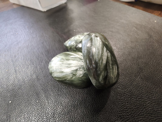 Serpentine Tumbles