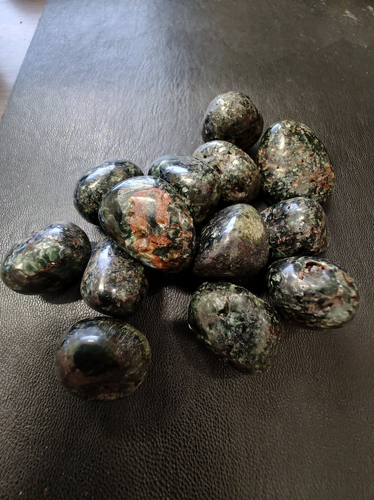Seraphinite