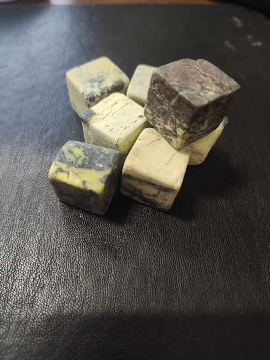 Serpentine Squares