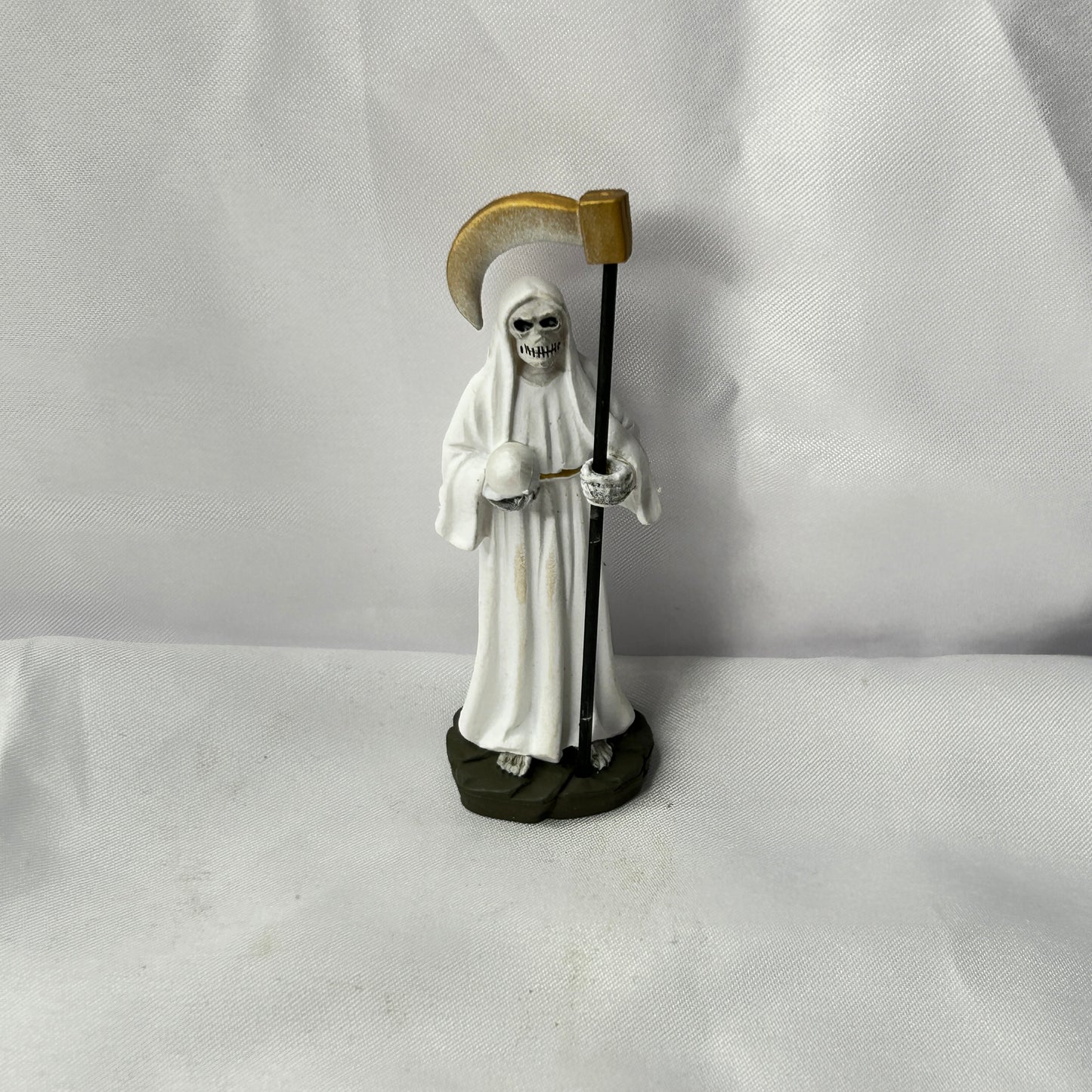 Santa Muerte - White - 4"
