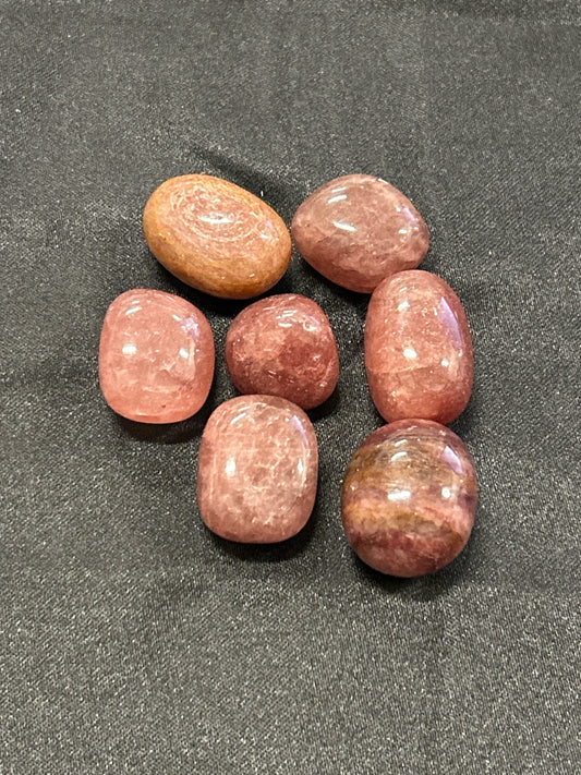 Strawberry Quartz Tumble