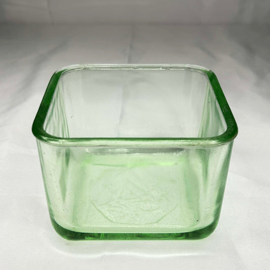 Uranium Vintage Tupperware