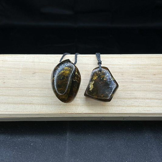 UV Reactive Amber Pendant and Adjustable Cord