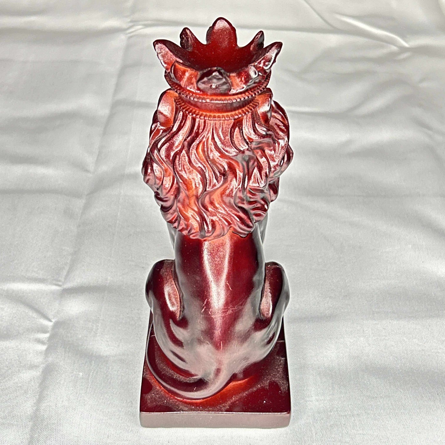 Red Crowned Lion Statue