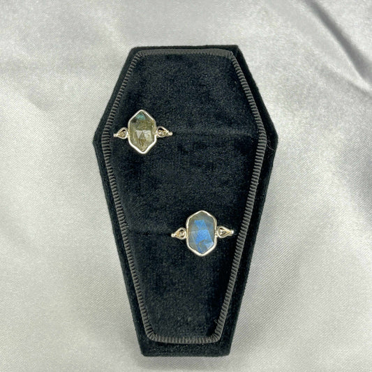 Labradorite Sterling Silver Diamond Cut Ring