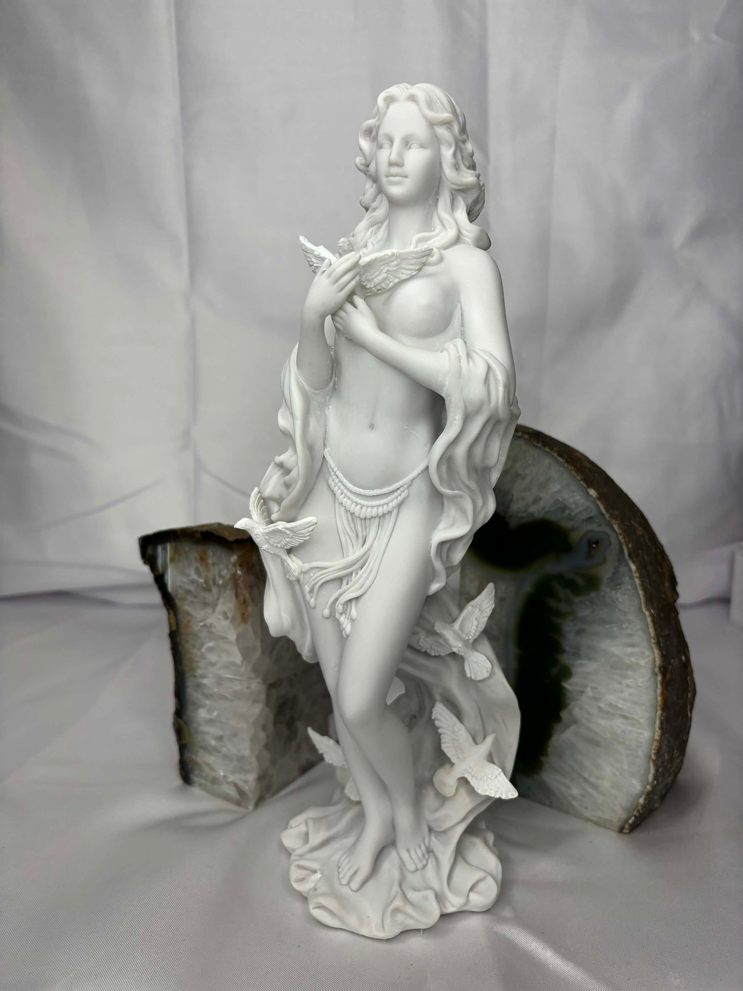 Aphrodite 15in Statue
