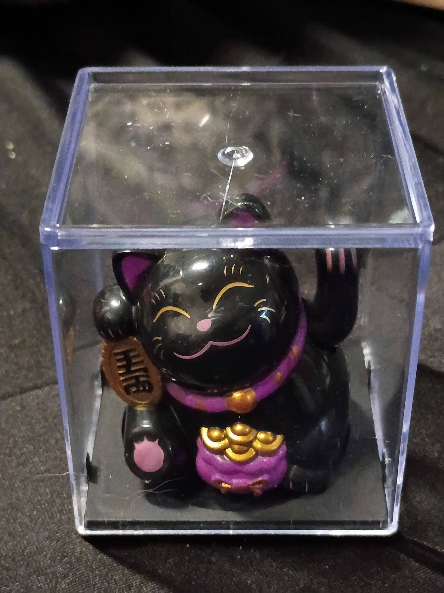 Waving Lucky Cat