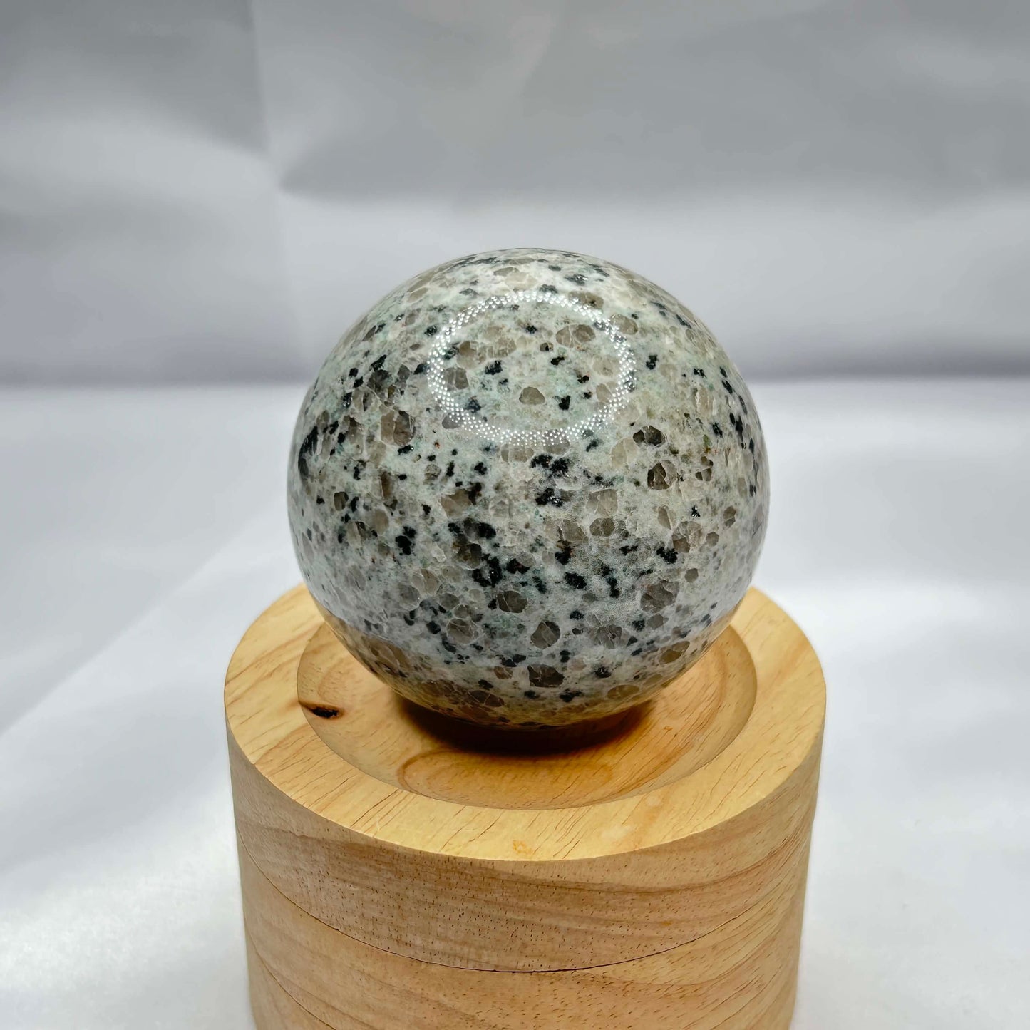 Kiwi Jasper Spheres