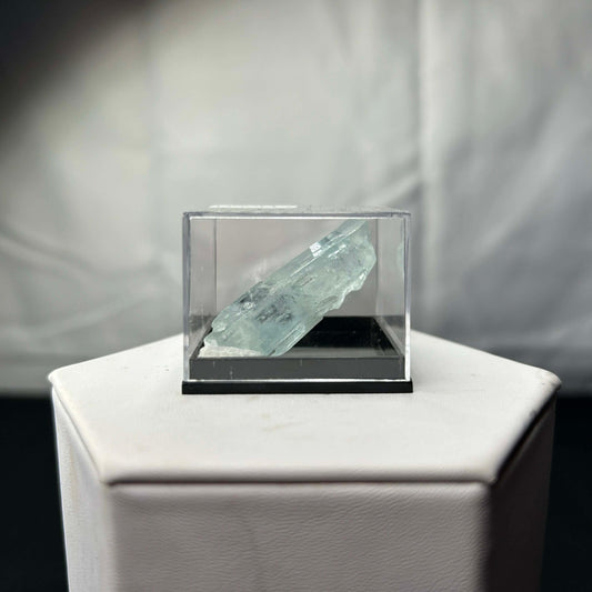 Aquamarine Peaky Specimen