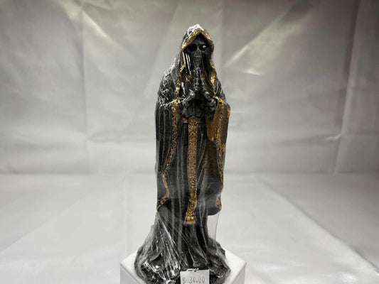 Black Praying Santa Muerte 7"