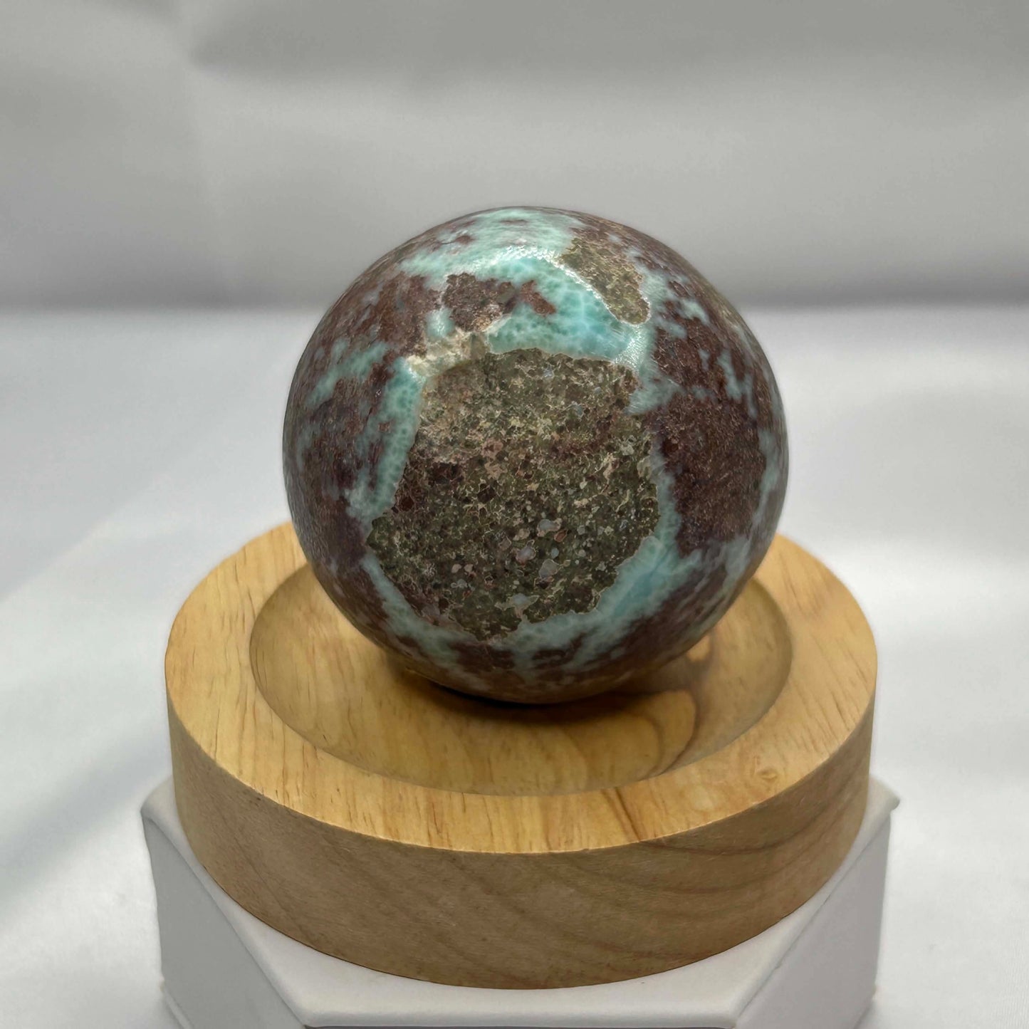Larimar Spheres