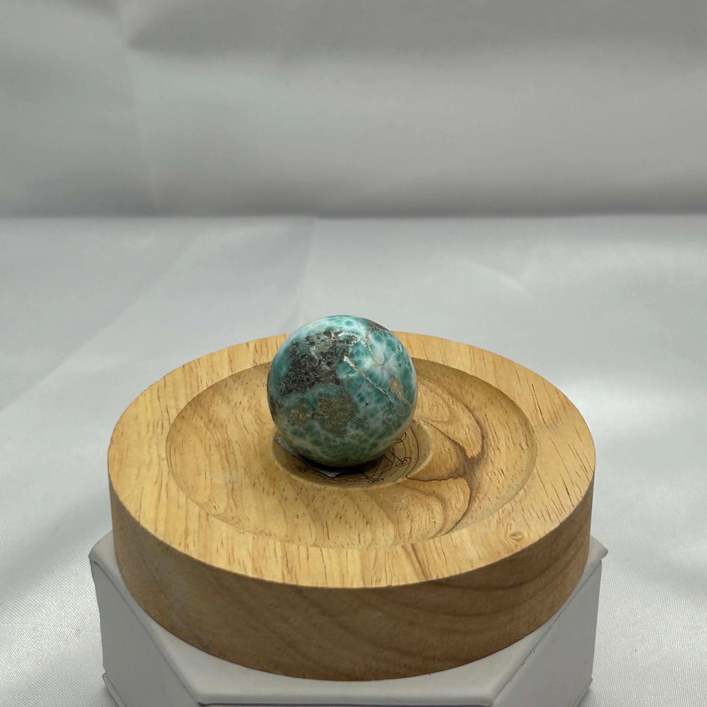 Larimar Spheres