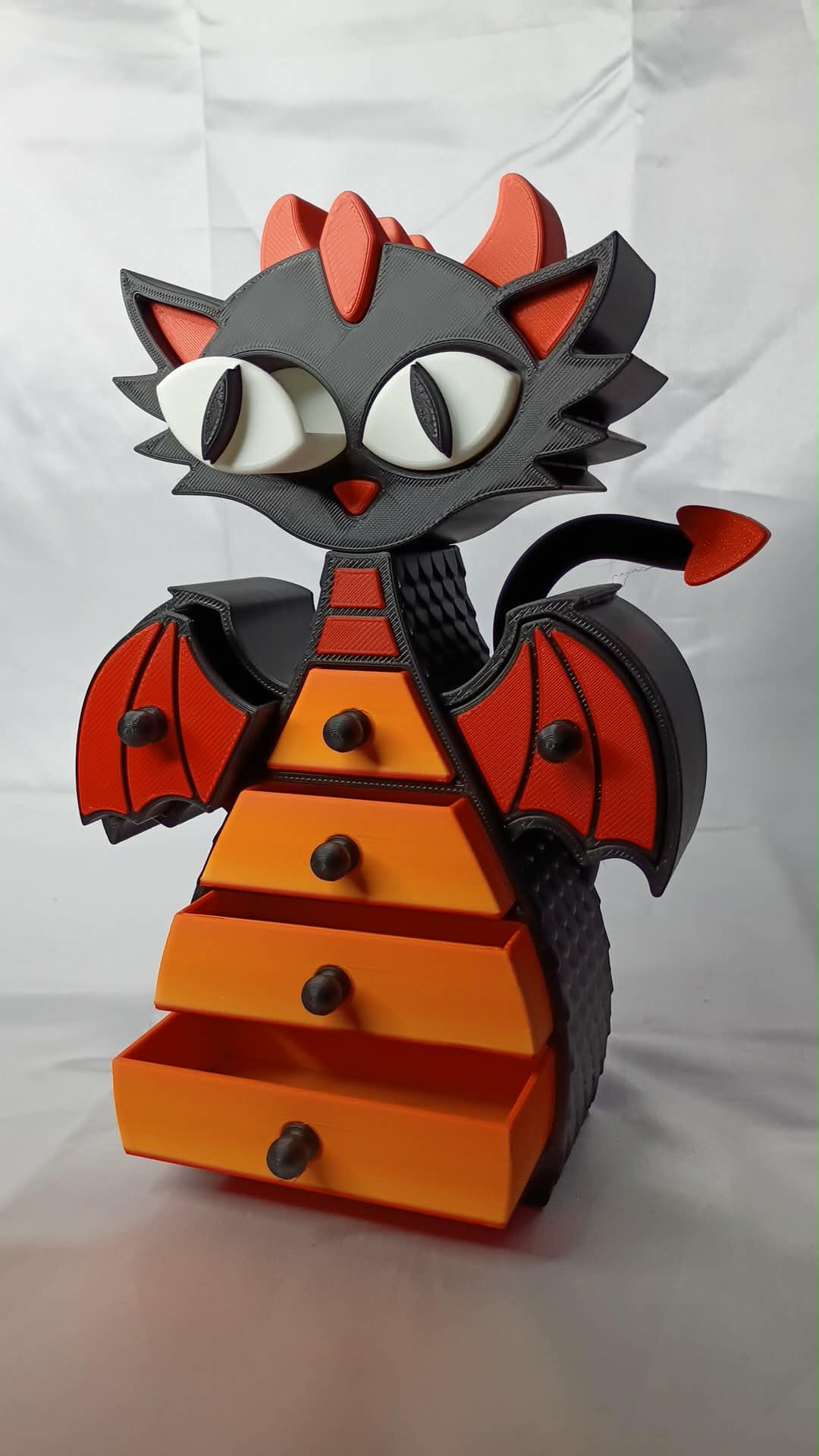 3D Printed Cat Dragon Draws