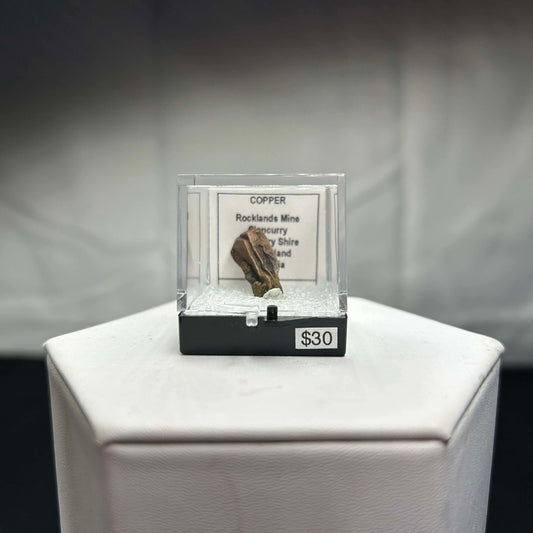 Copper Peaky Specimen