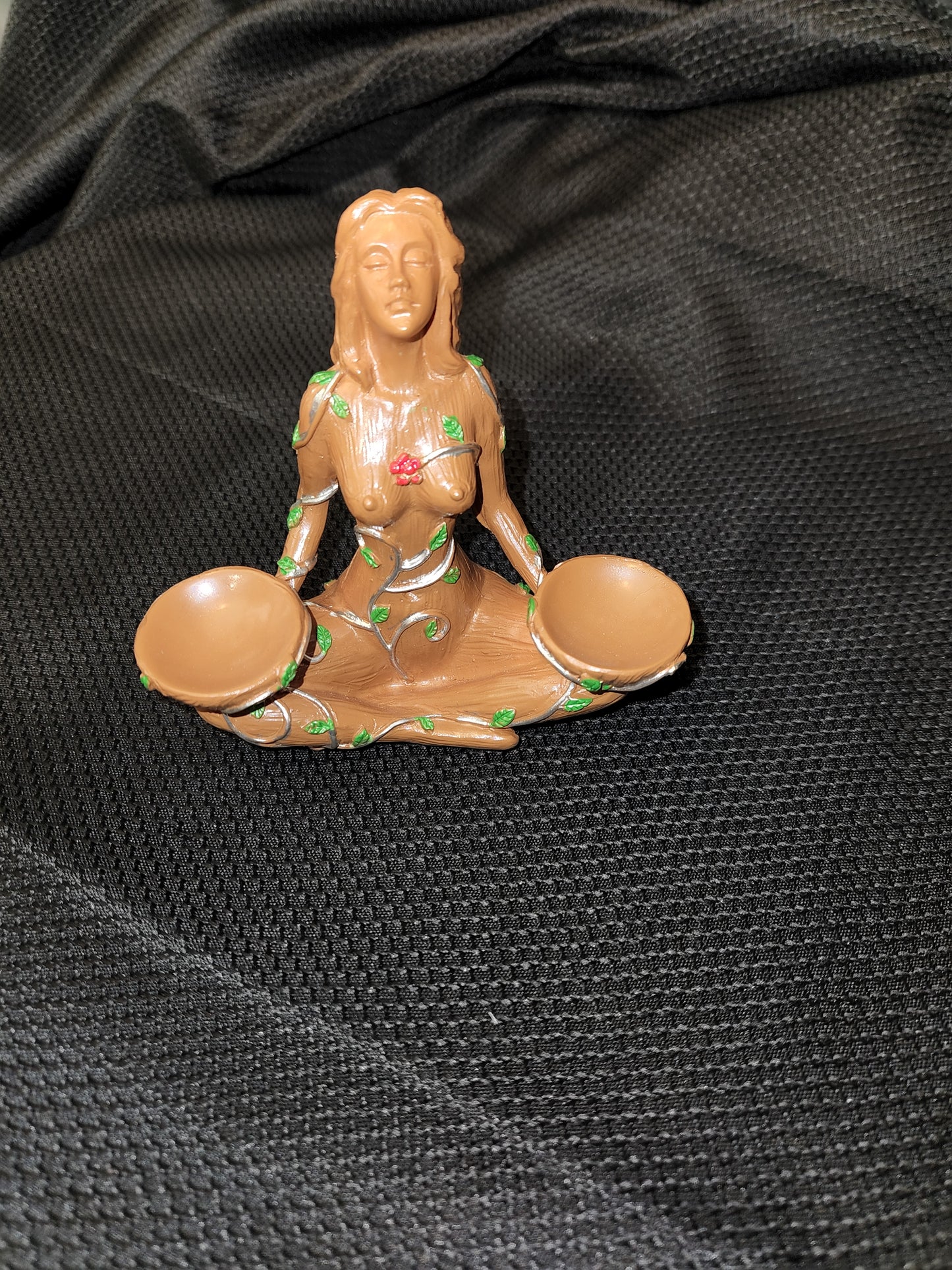 Goddess double sphere holder (brown)