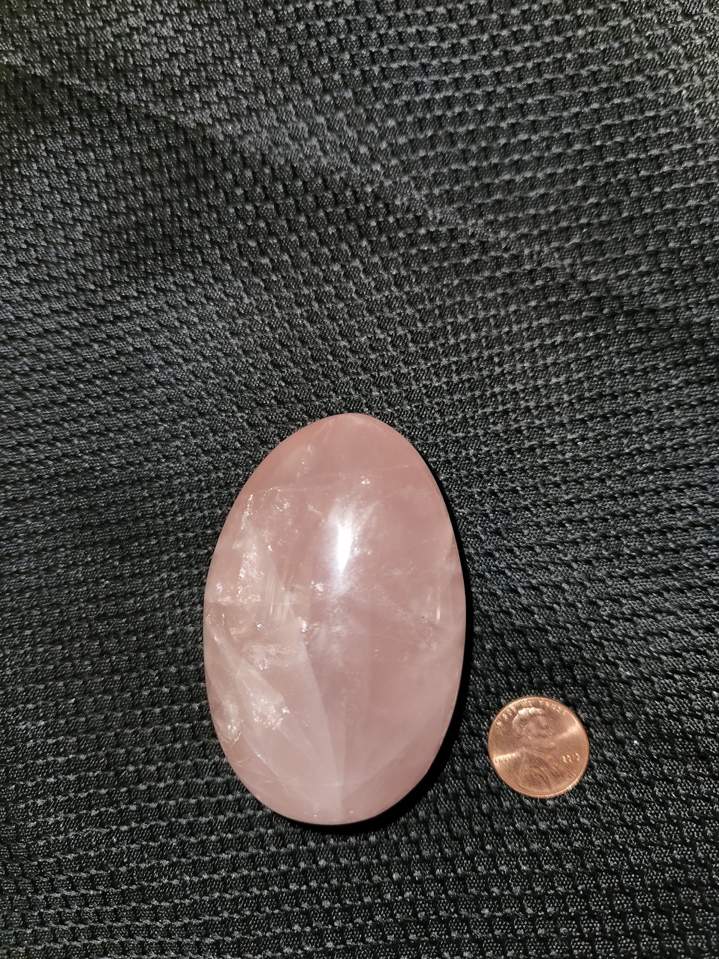 Rose quartz palm stone