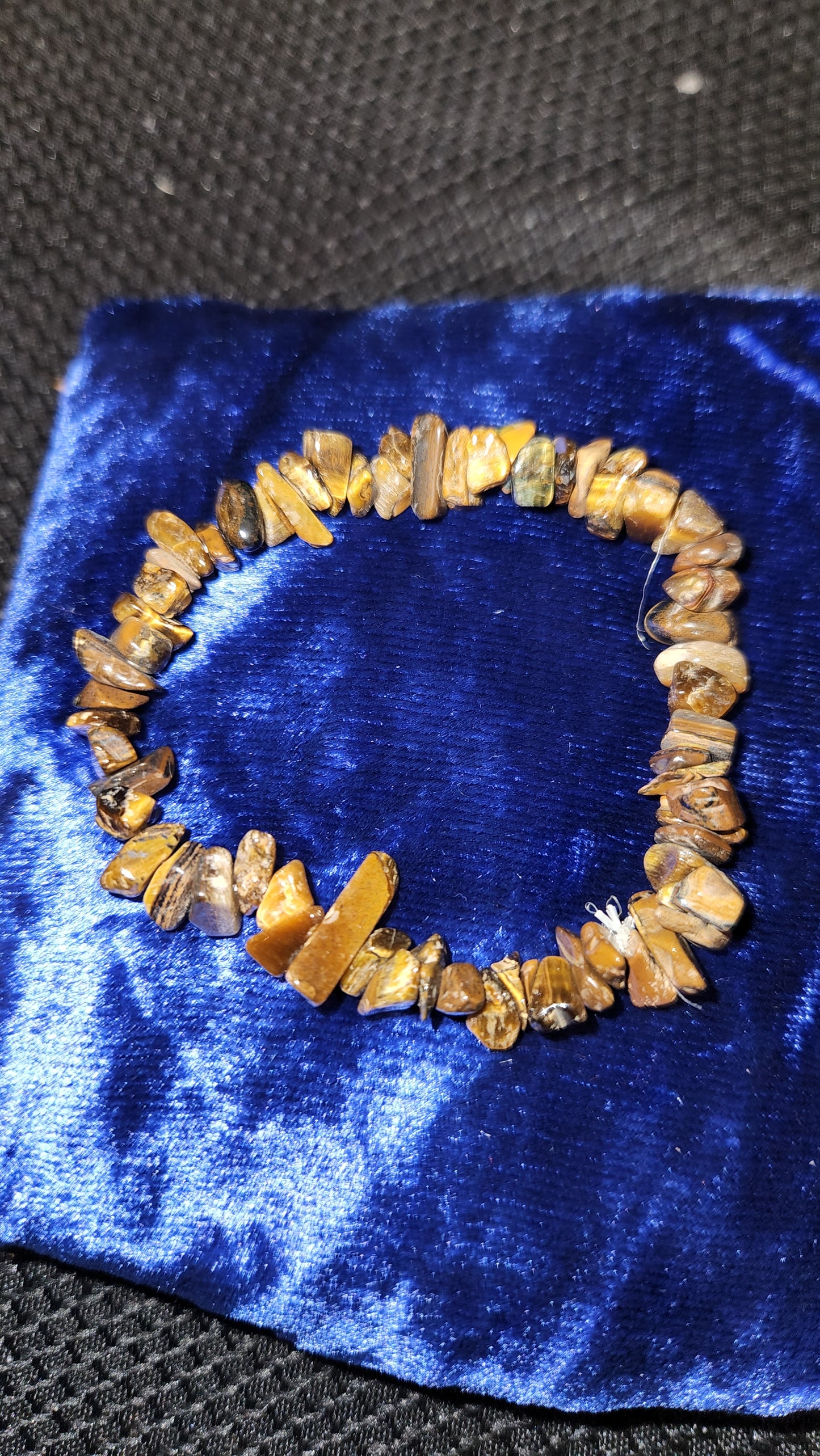 Tiger eye chip bracelet