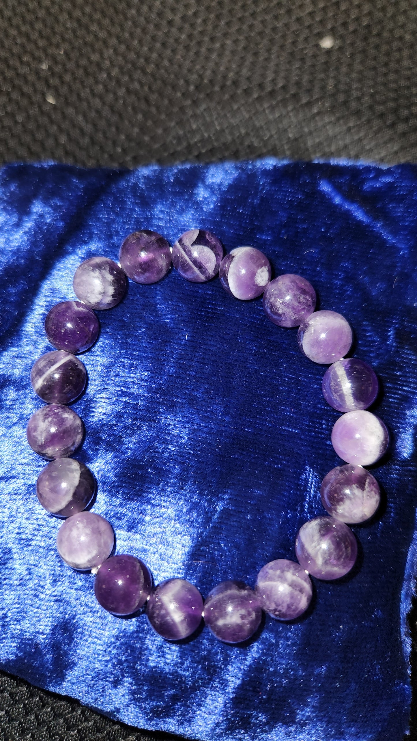 Chevron Amethyst bracelet (10MM)