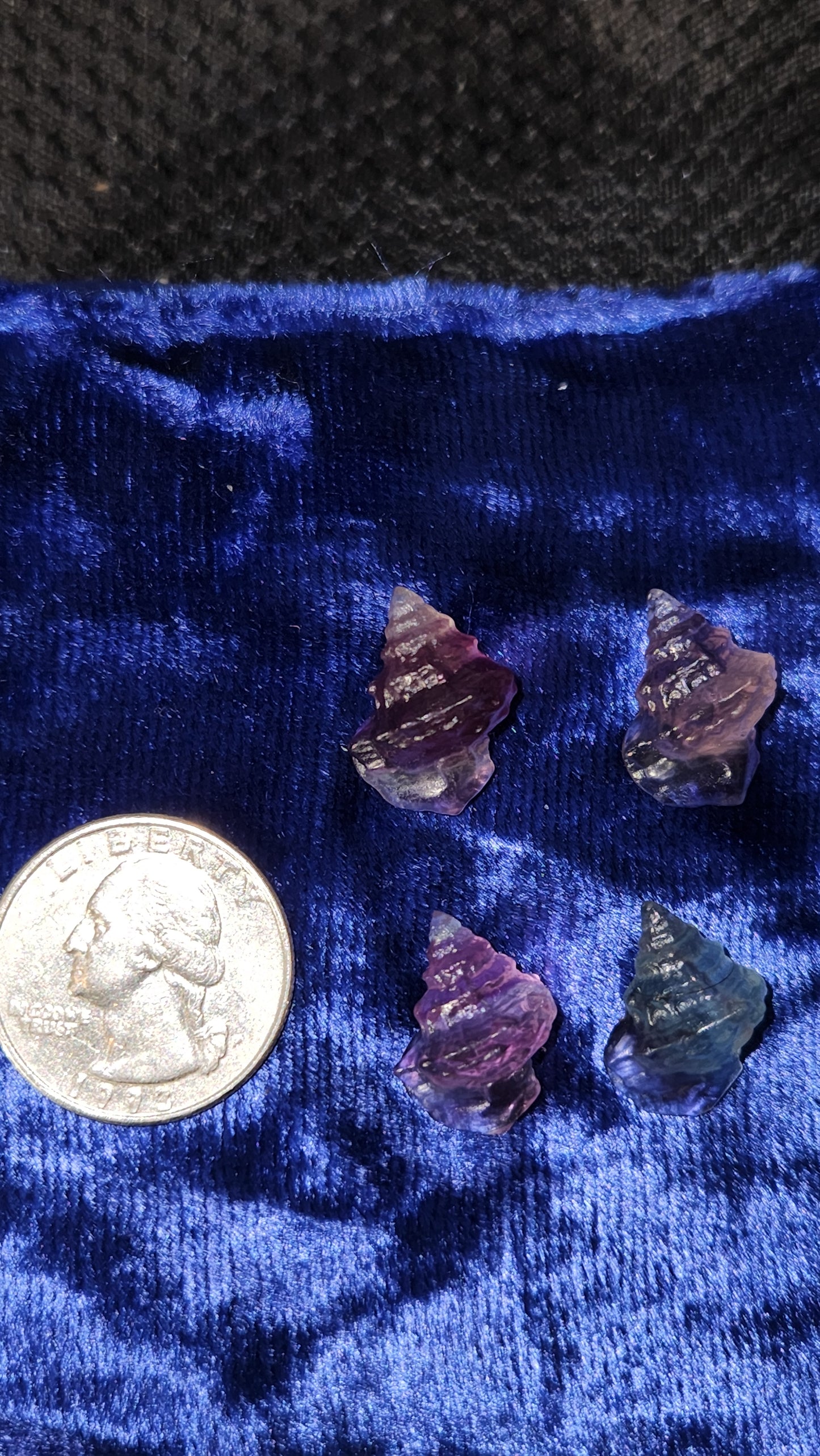 Mini fluorite Conch shell