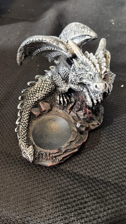 Silver dragon sphere holder