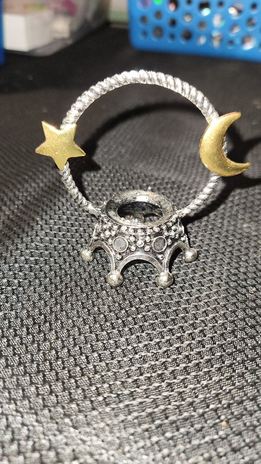 Silver crown with star & moon sphere holder