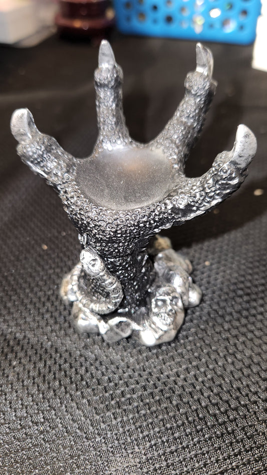 Black & silver claw sphere holder