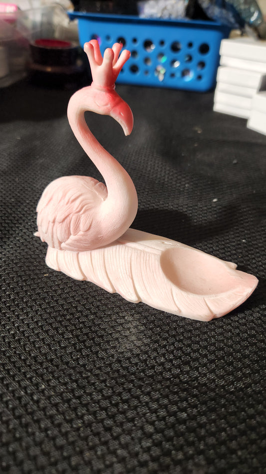 Pink flamingo sphere holder