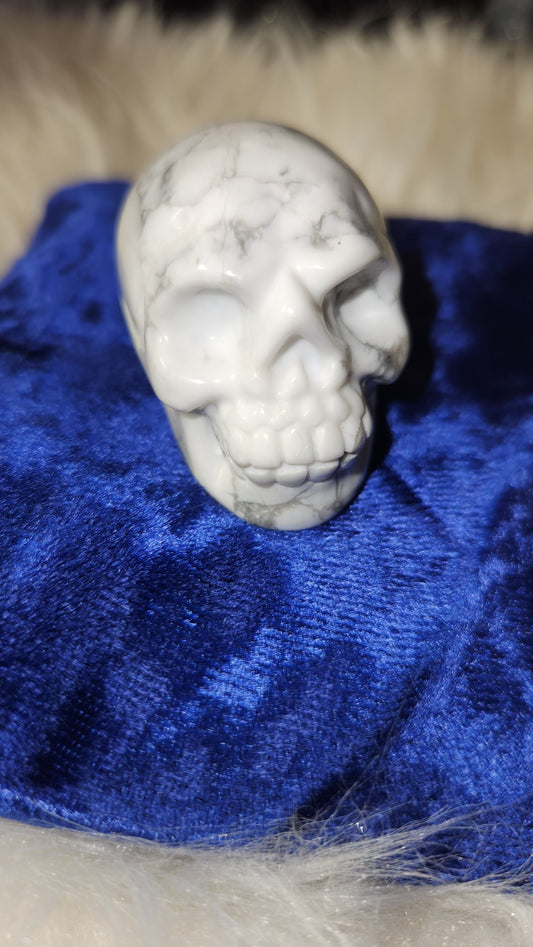 Howlite 2" skull