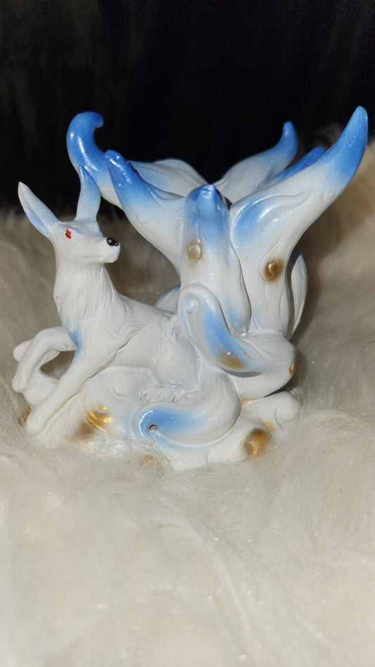 Blue & white ninetales sphere holder