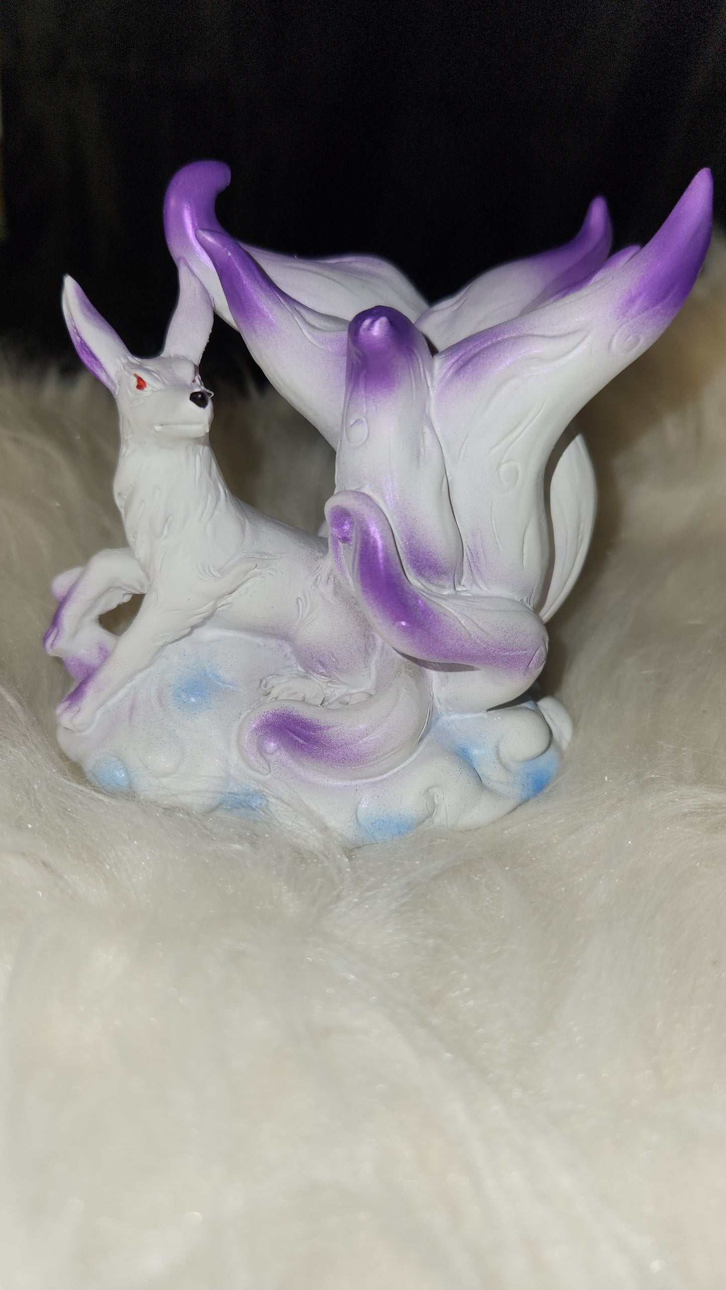 Purple & white ninetales sphere holder