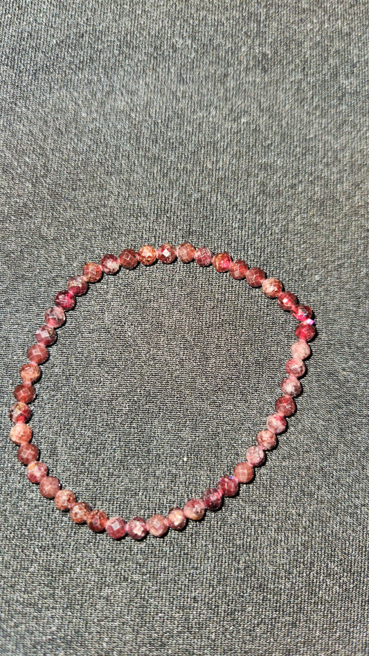 Garnet (facet bead) bracelet