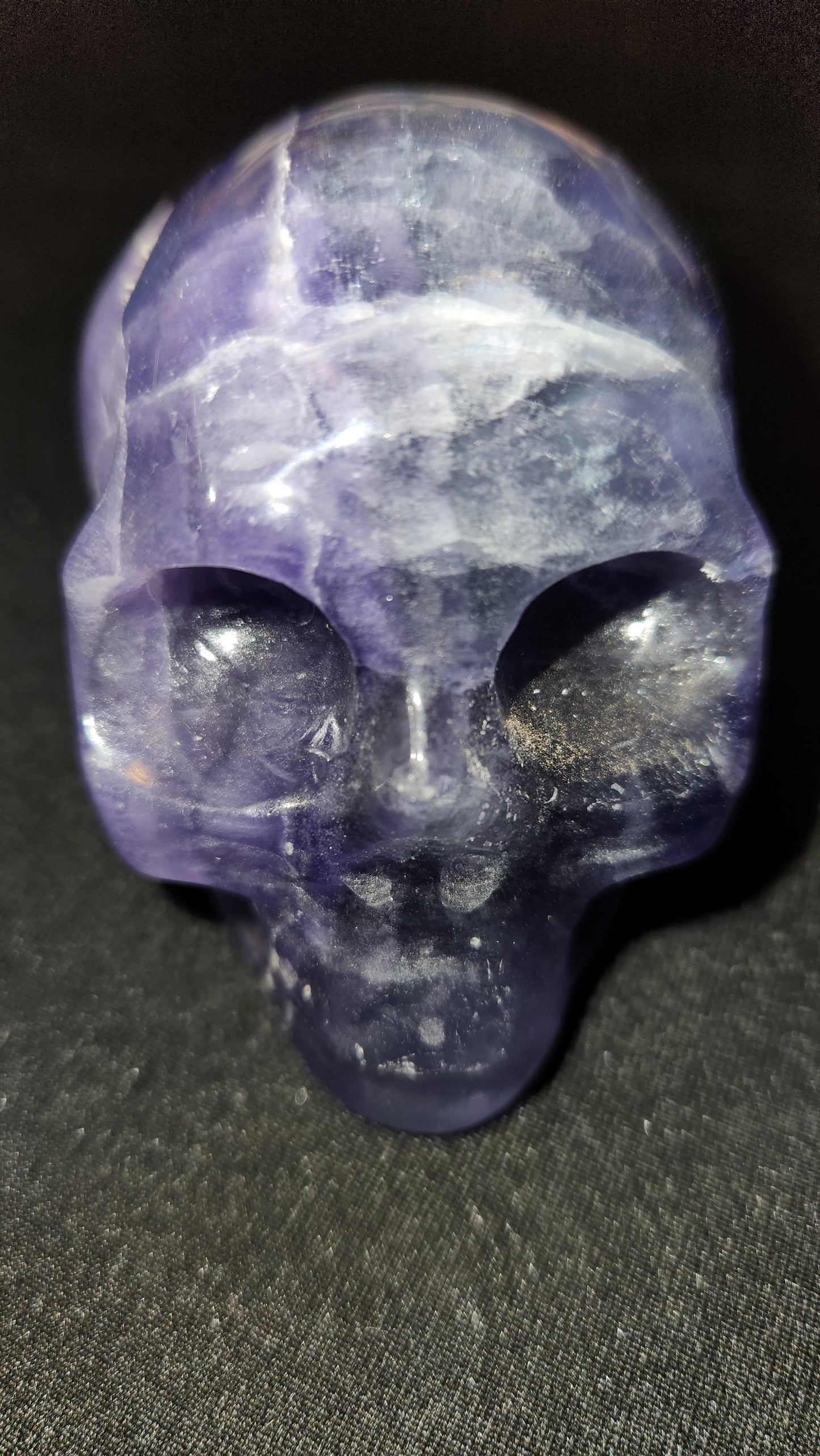 2.75' Fluorite skull