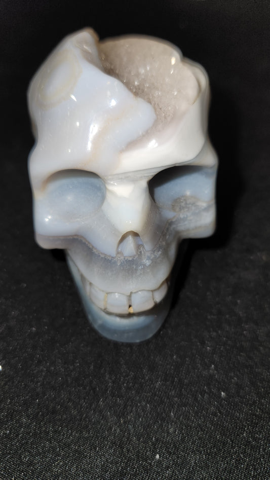 3.25' Druzy banded agate skull