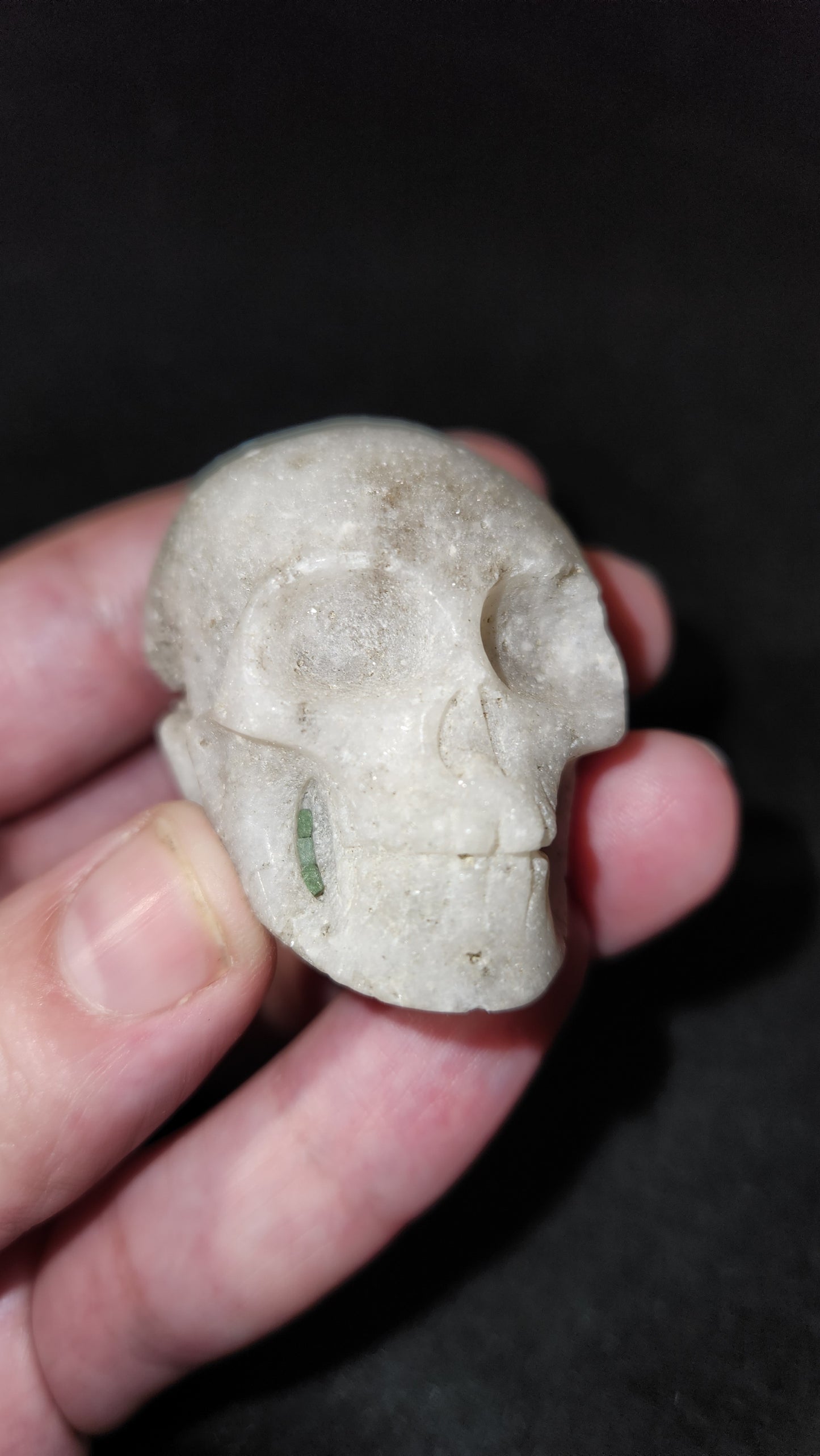 1.5' Purple spheralite skull