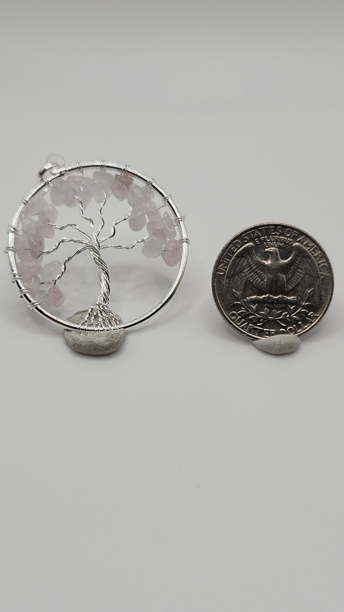 Rose quartz tree of life pendent (silvertone)