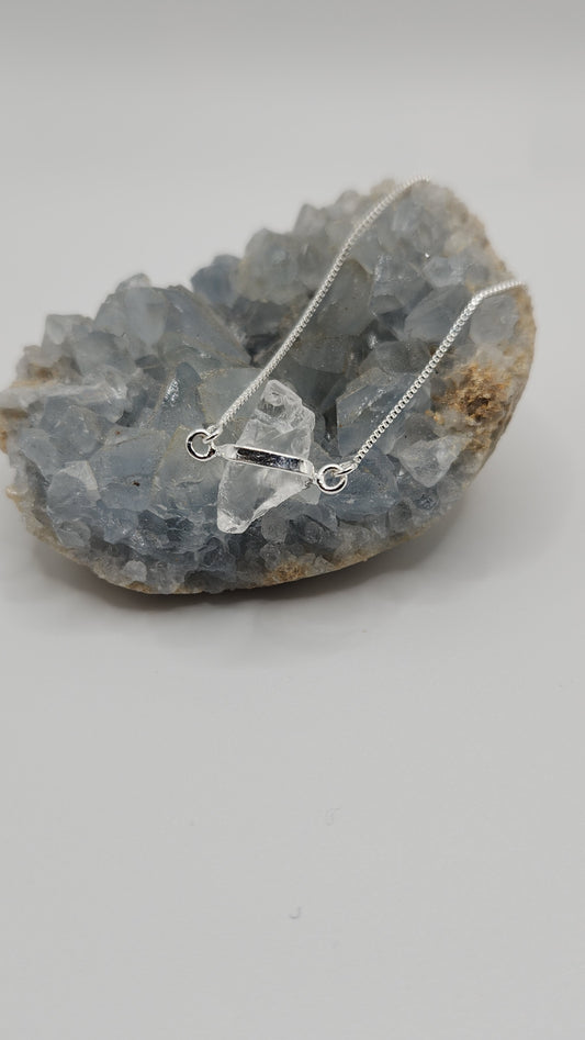 Clear quartz bracelet (silvertone)