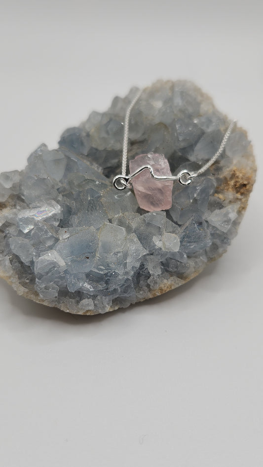 Rose quartz bracelet (silvertone)