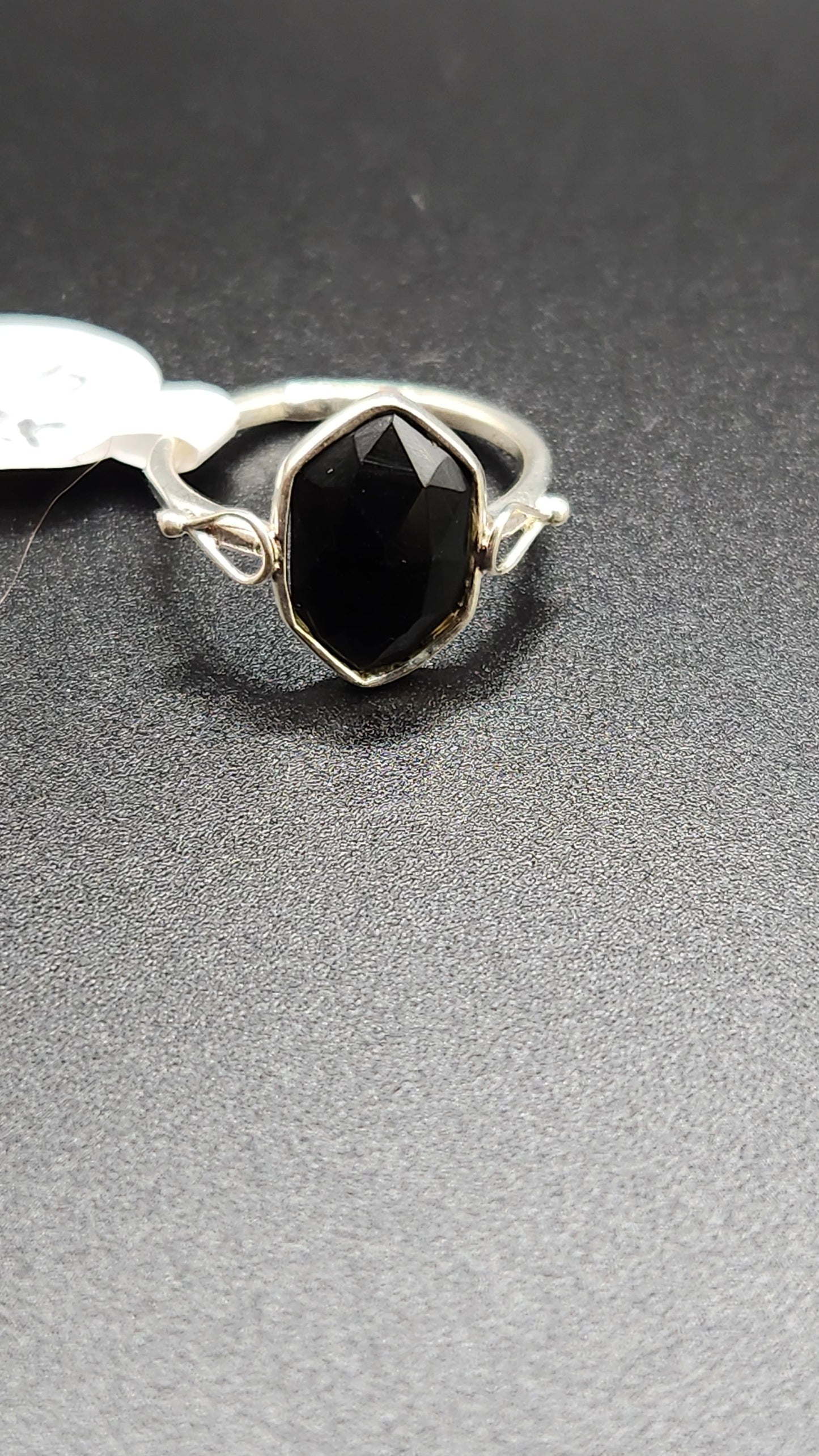 Sterling Silver DT Black Onyx ring (size 9)