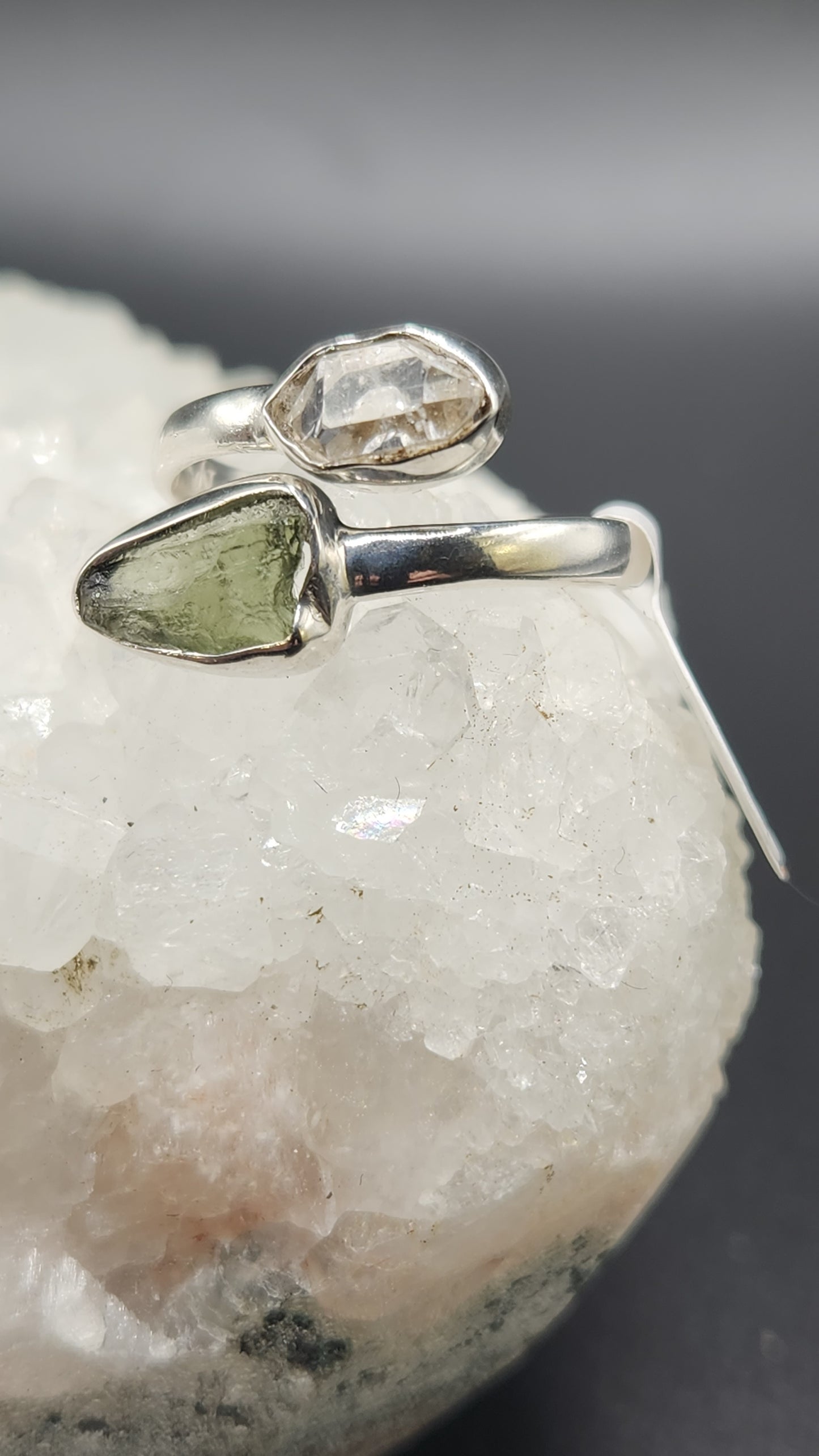 Sterling Silver Moldavite & Herkimer diamond ring (size 8) A