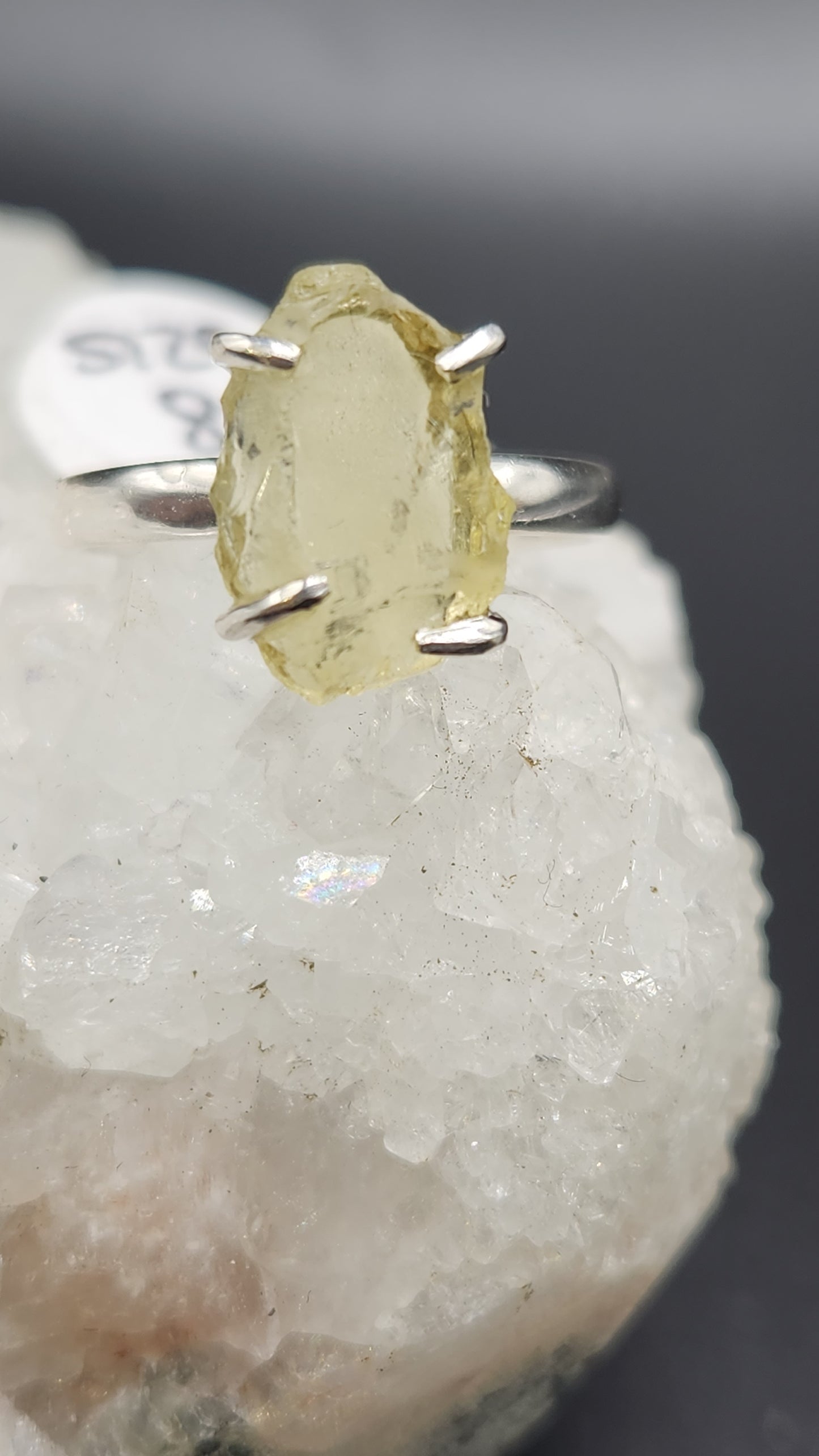 Sterling Silver Lemon Topaz ring (size 8)