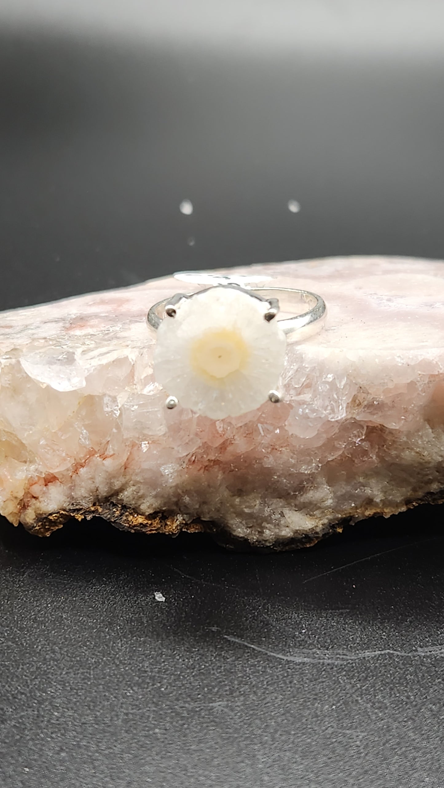 Sterling Silver Solar quartz ring (size 9)